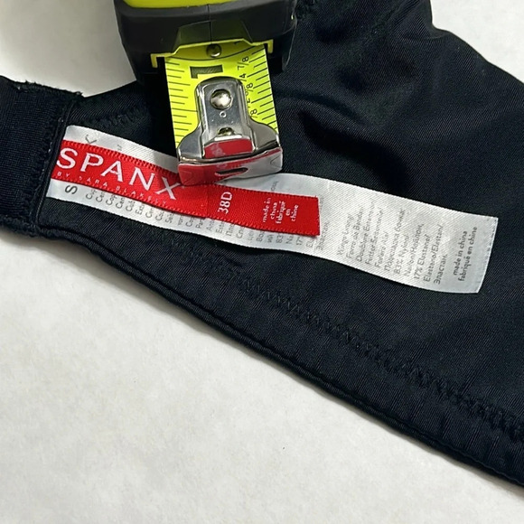 SPANX Black Bra Size 38D - Picture 8 of 8